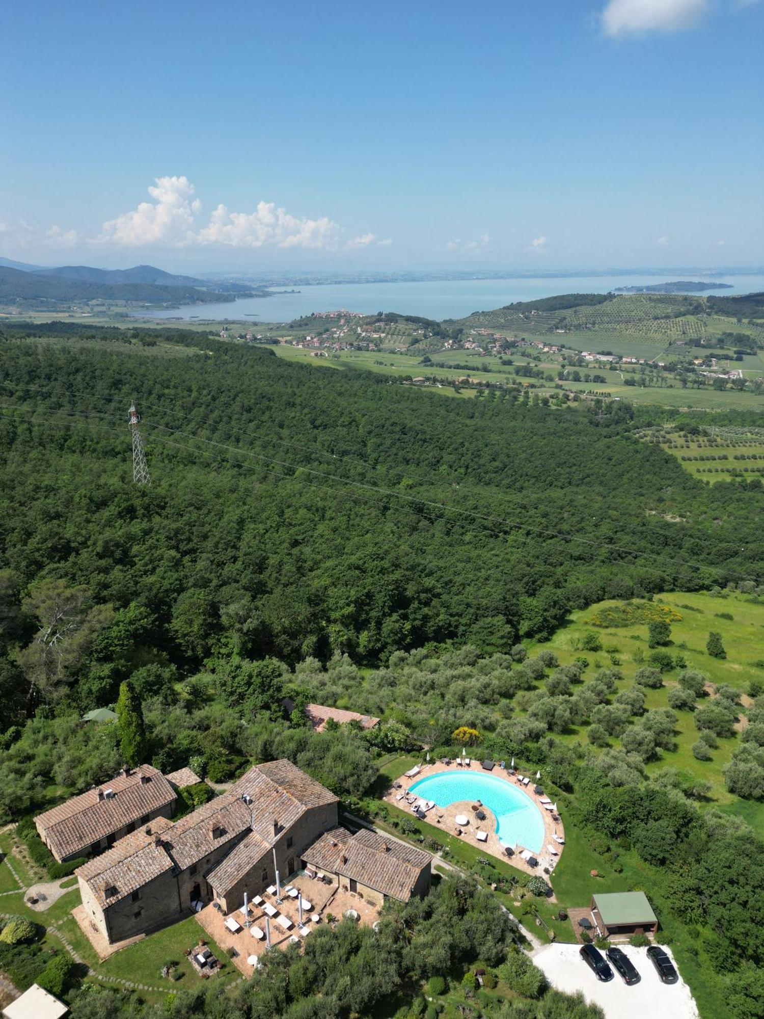Ecoresort Il Cantico Della Natura Magione Exterior photo