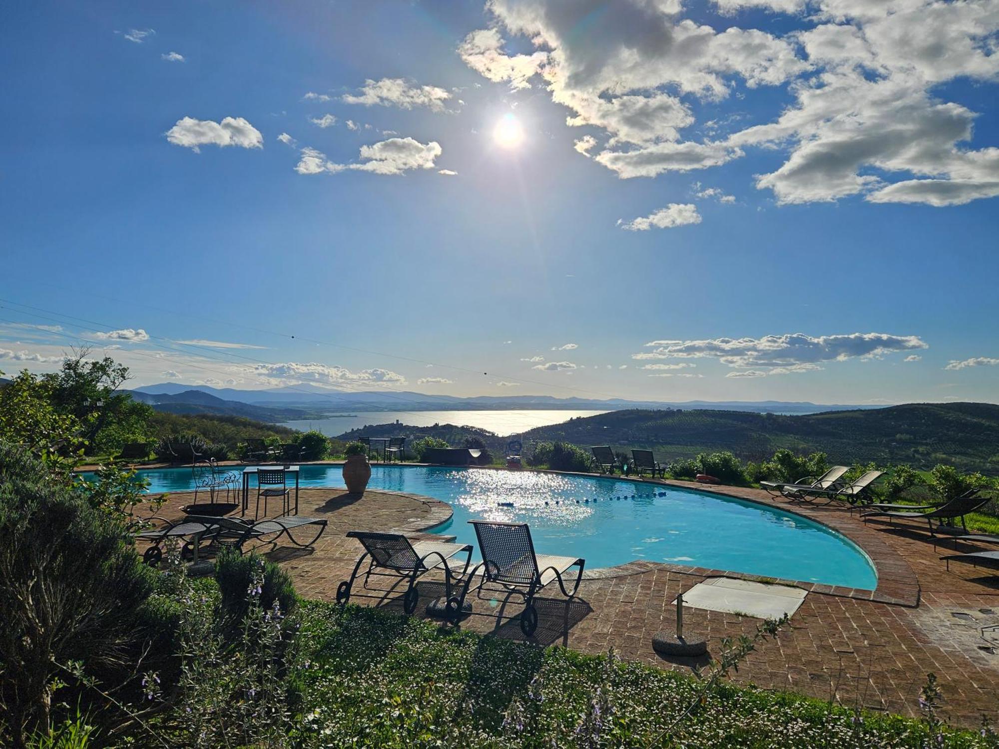 Ecoresort Il Cantico Della Natura Magione Exterior photo